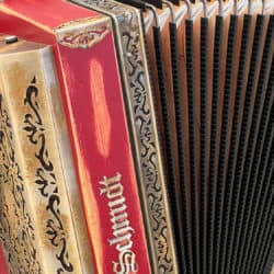 modellgruppe-vintage-rot-detail